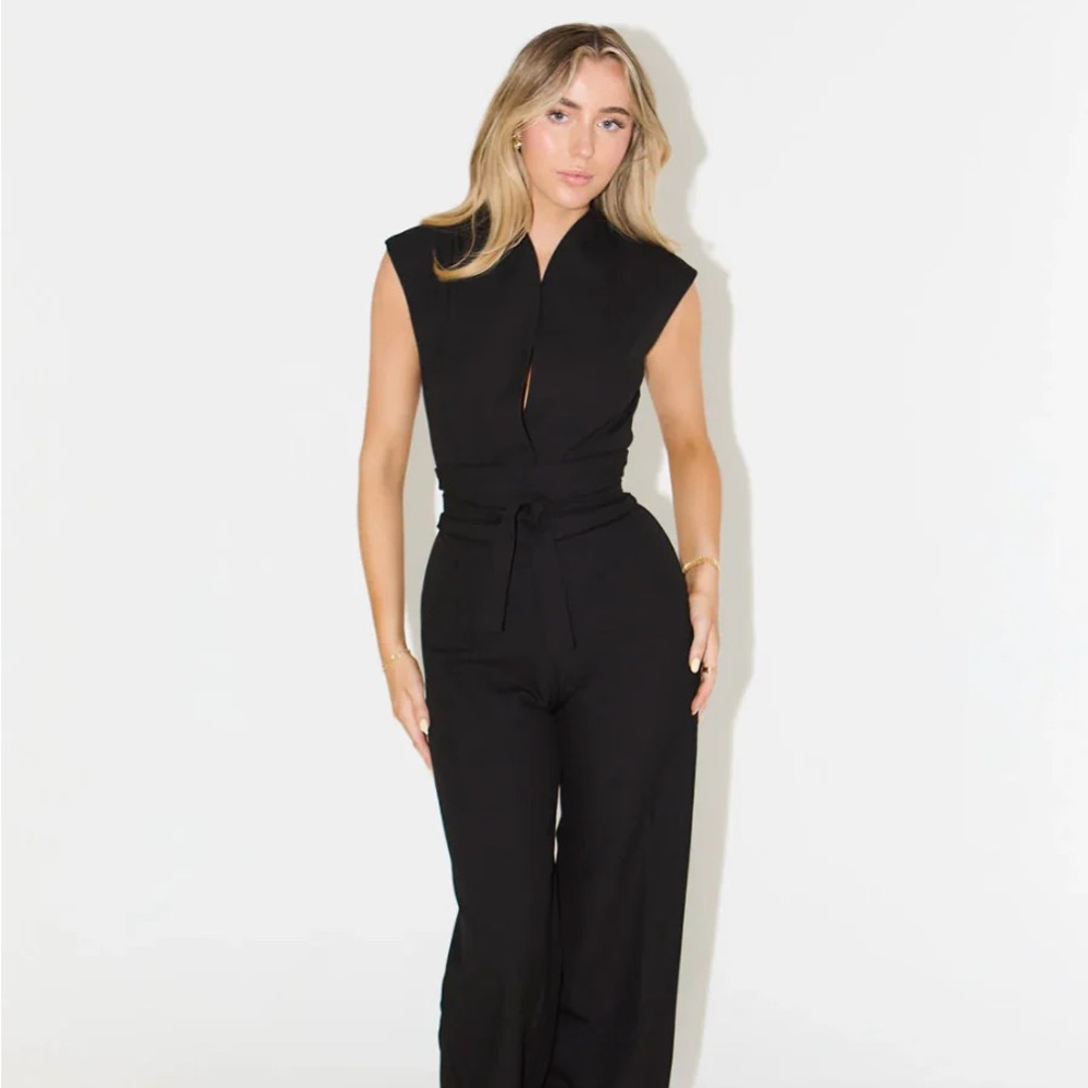 Odd Muse Ultimate Muse Sleeveless Bodysuit